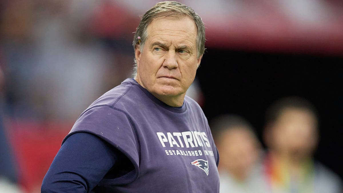 Hall of Famer Howie Long reveals 1 surprising team he ‘might go to’ if he were Bill Belichick