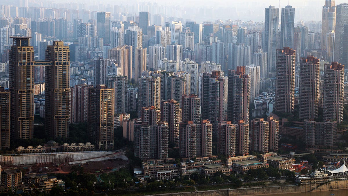 Chinese couple executed after toddlers thrown out of high-rise window