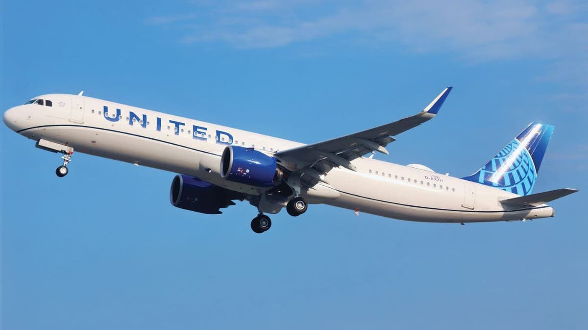 United to flight attendants: Put away your phone or you are fired