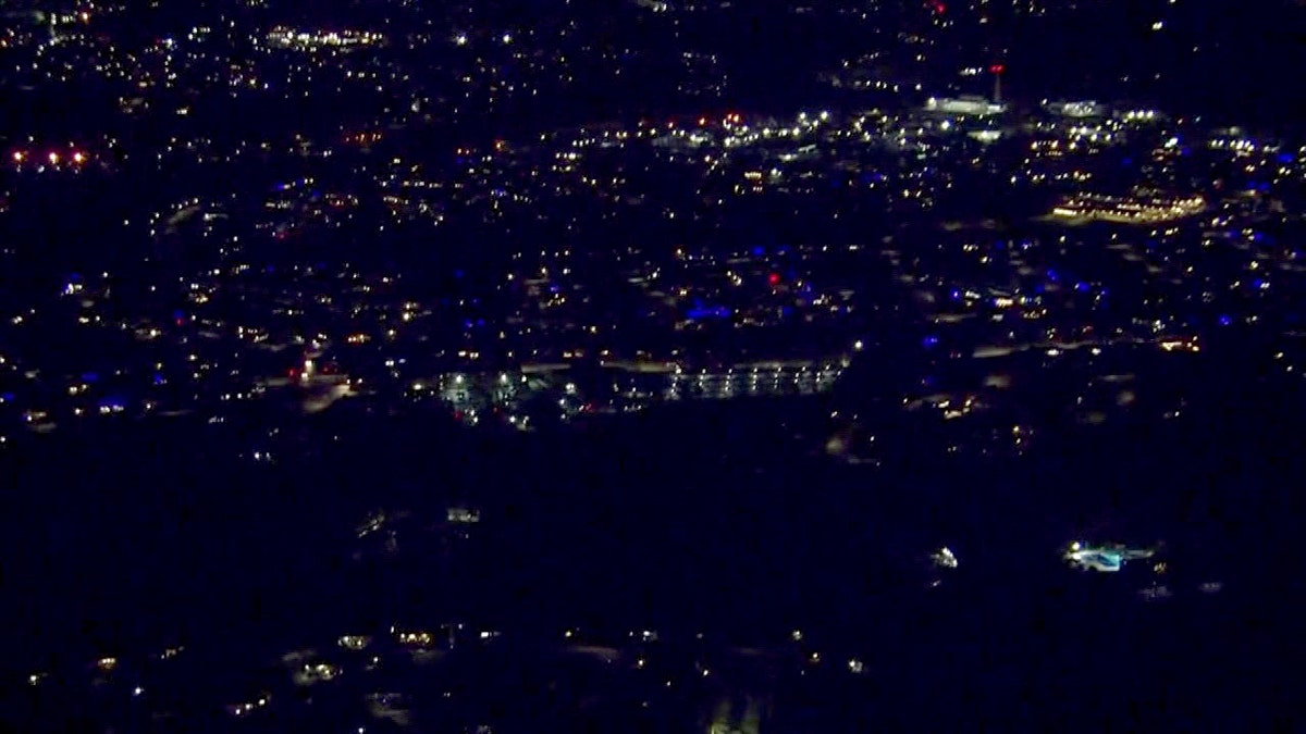 Pennsylvania community lights up homes ‘Blue for Benny’ after toddler dies suddenly