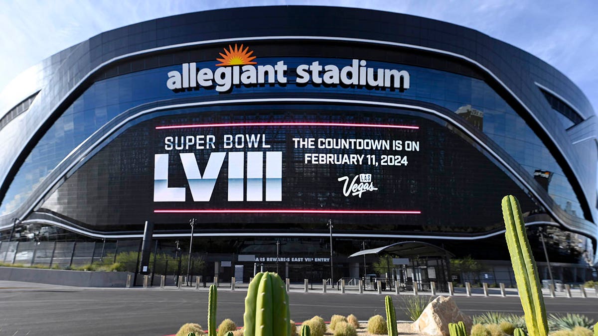 Super Bowl LVIII: Sportsbook executive takes deep dive into popular betting trends for big game