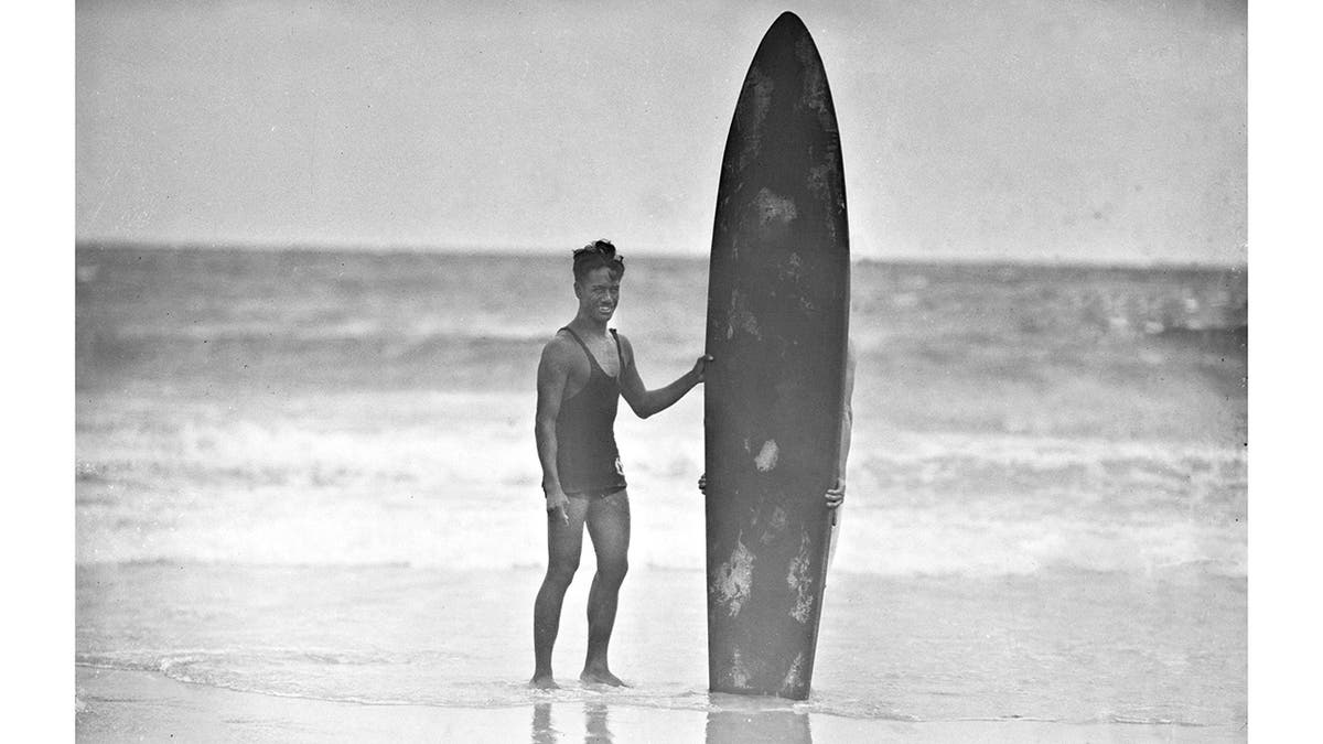 Meet the American who spread surfing all over the world, Duke Kahanamoku of Hawaii