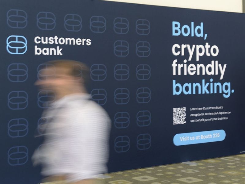 Crypto-Friendly Bank Ordered by U.S. Federal Reserve to Limit Risks From Digital Asset Clients