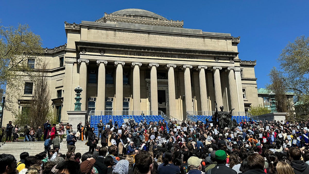 Lawmakers slam Columbia U’s ‘blatant inaction’ against ‘pro-terrorist’ students after damning report