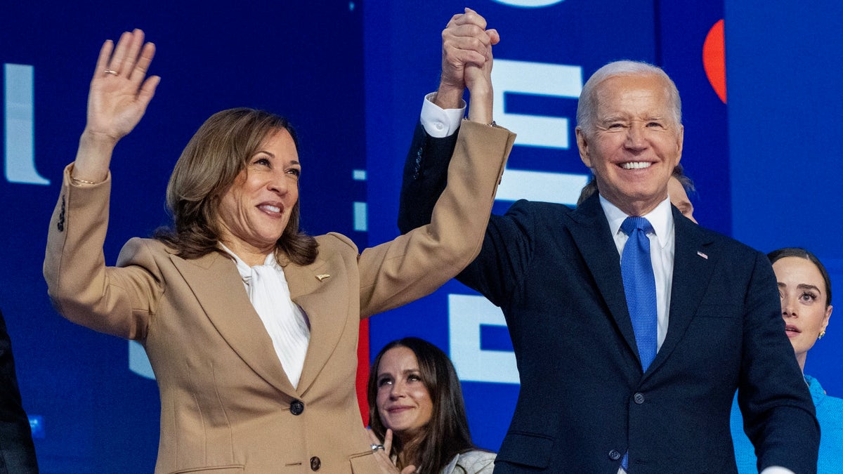 Clinton lauds Biden as modern-day George Washington and president who ‘healed our sick’ in DNC speech